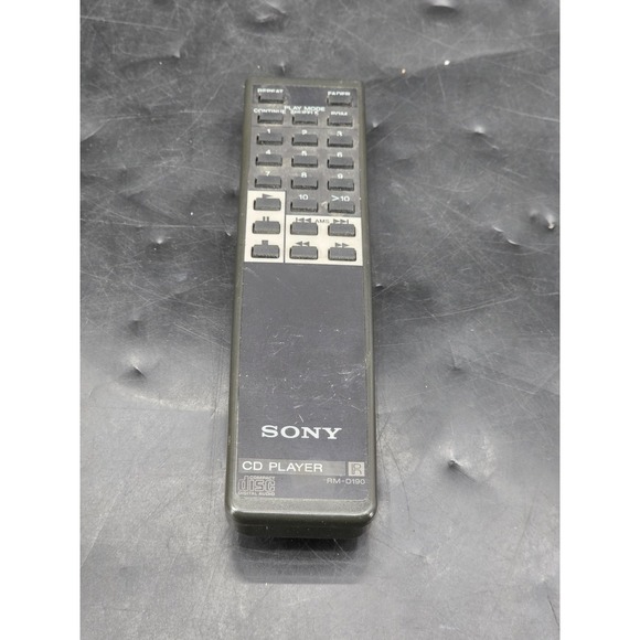 Genuine OEM Sony RM-D190 CD Player Remote Control - Picture 2 of 8